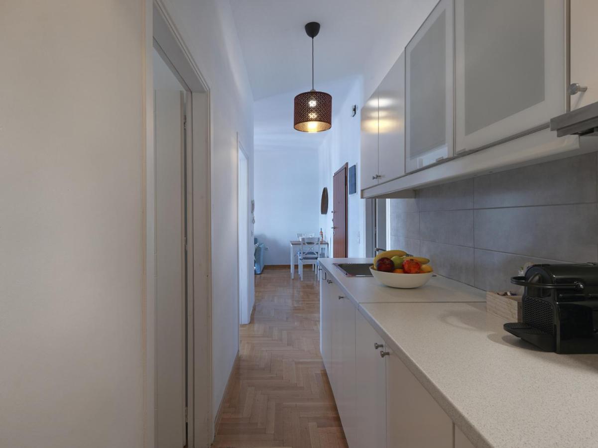 Beautiful Athenian Apartment Next To The Center 외부 사진